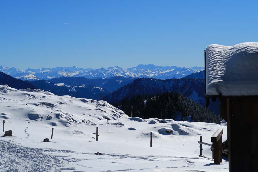 IMG_0407-hubertushuette-breitenstein-schneewanderung